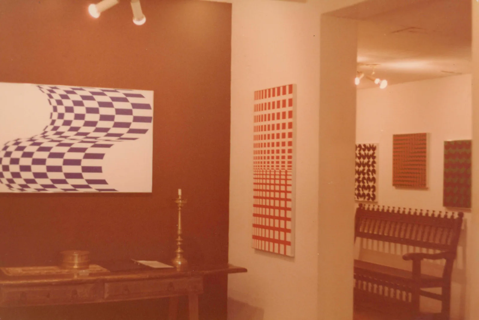 Exposição "Obras dos últimos anos" na Galeria Cosme Velho, em São Pualo, 1982