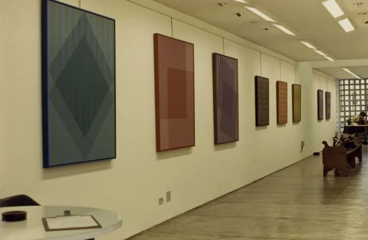 Exposição "Luiz Sacilotto" na Galeria Millan, São Paulo, 1988