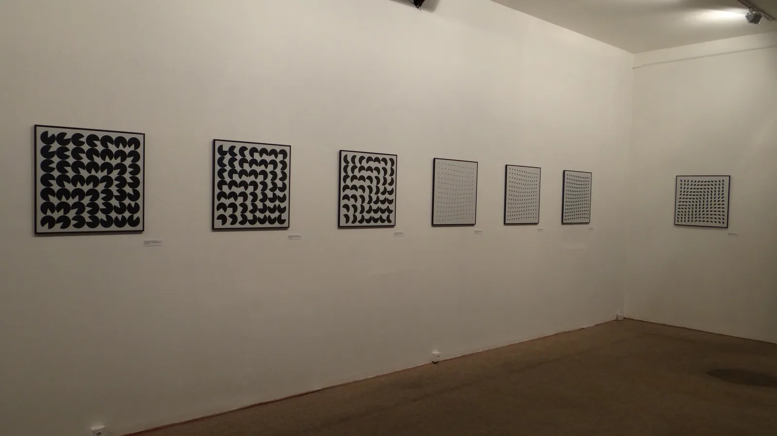 Exposição "Audácia concreta: as colagens de Luiz Sacilotto", na Caixa Cultural, São Paulo, SP, 2012