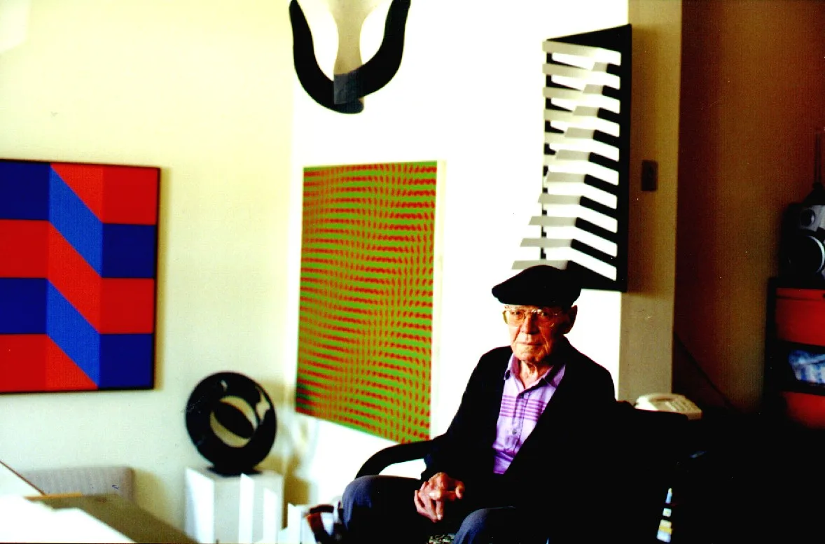 Sacilotto em seu ateliê, 2000